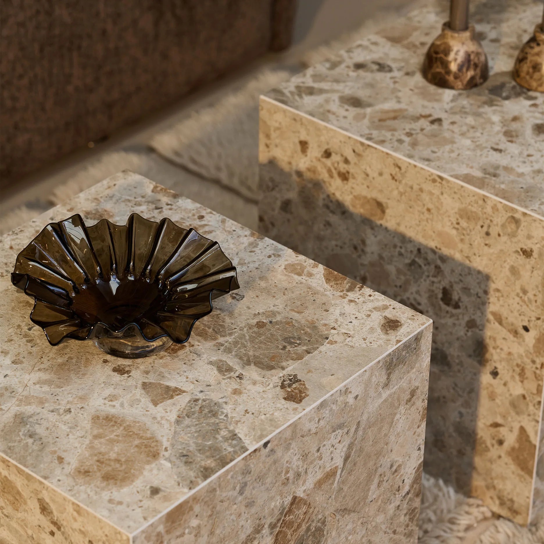 Montes sidebord 40x40 cm