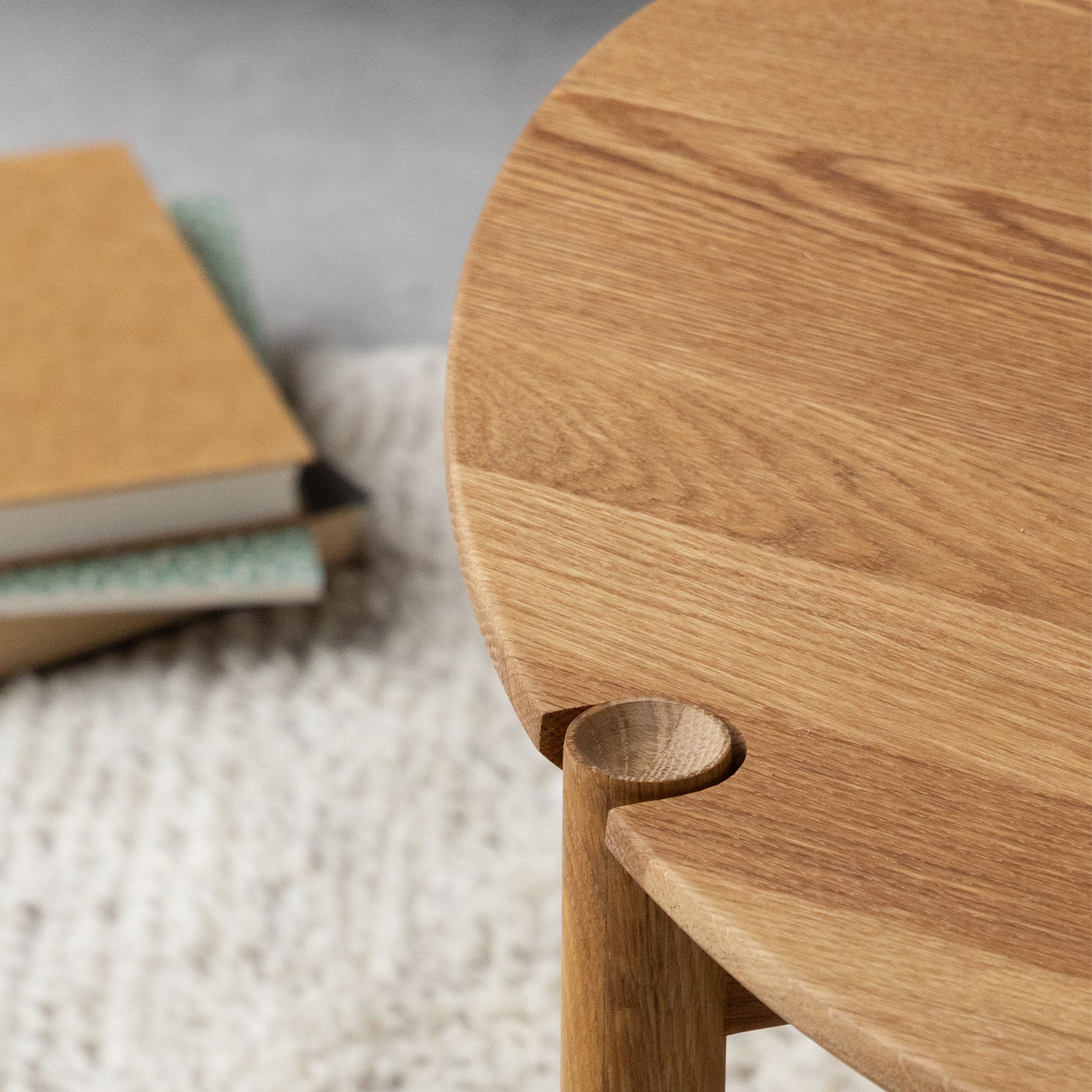 Colo Cross Couchtisch FSC-zertifizierte Eiche H43 cm