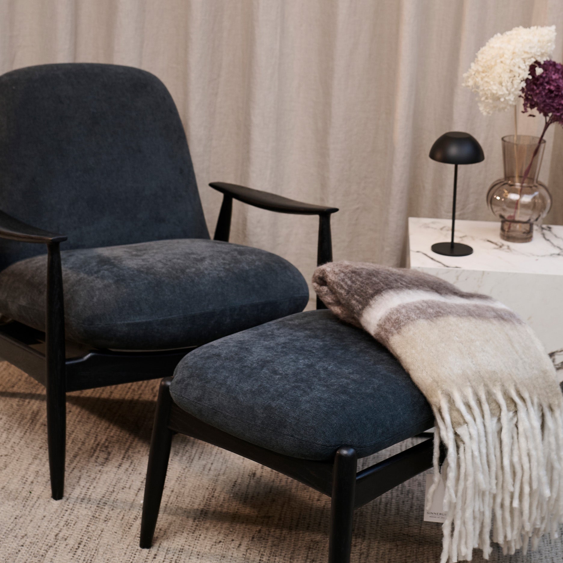 Korobi Loungesessel Schwarz