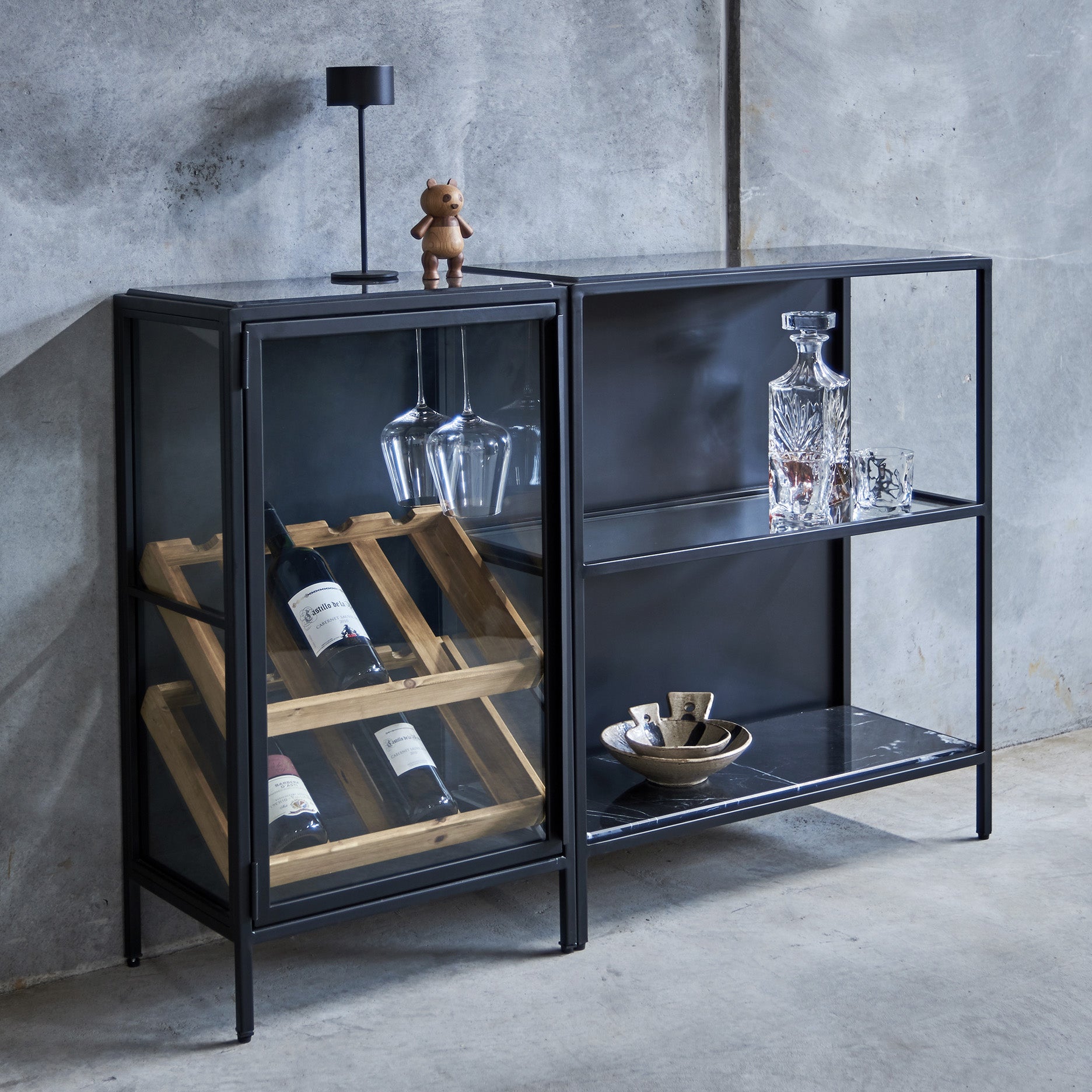 Mason II Reol sort metal