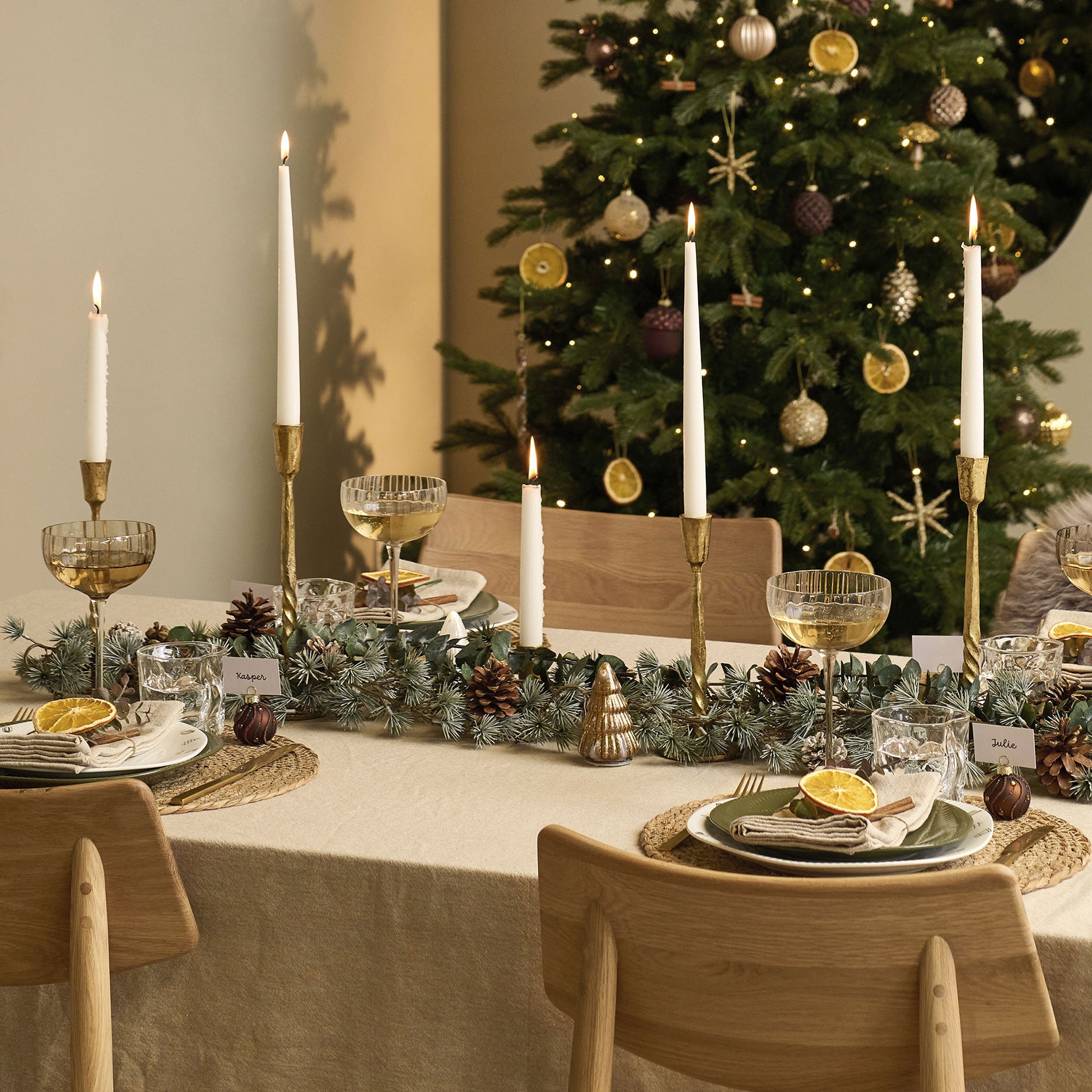 Yule cederguirlande