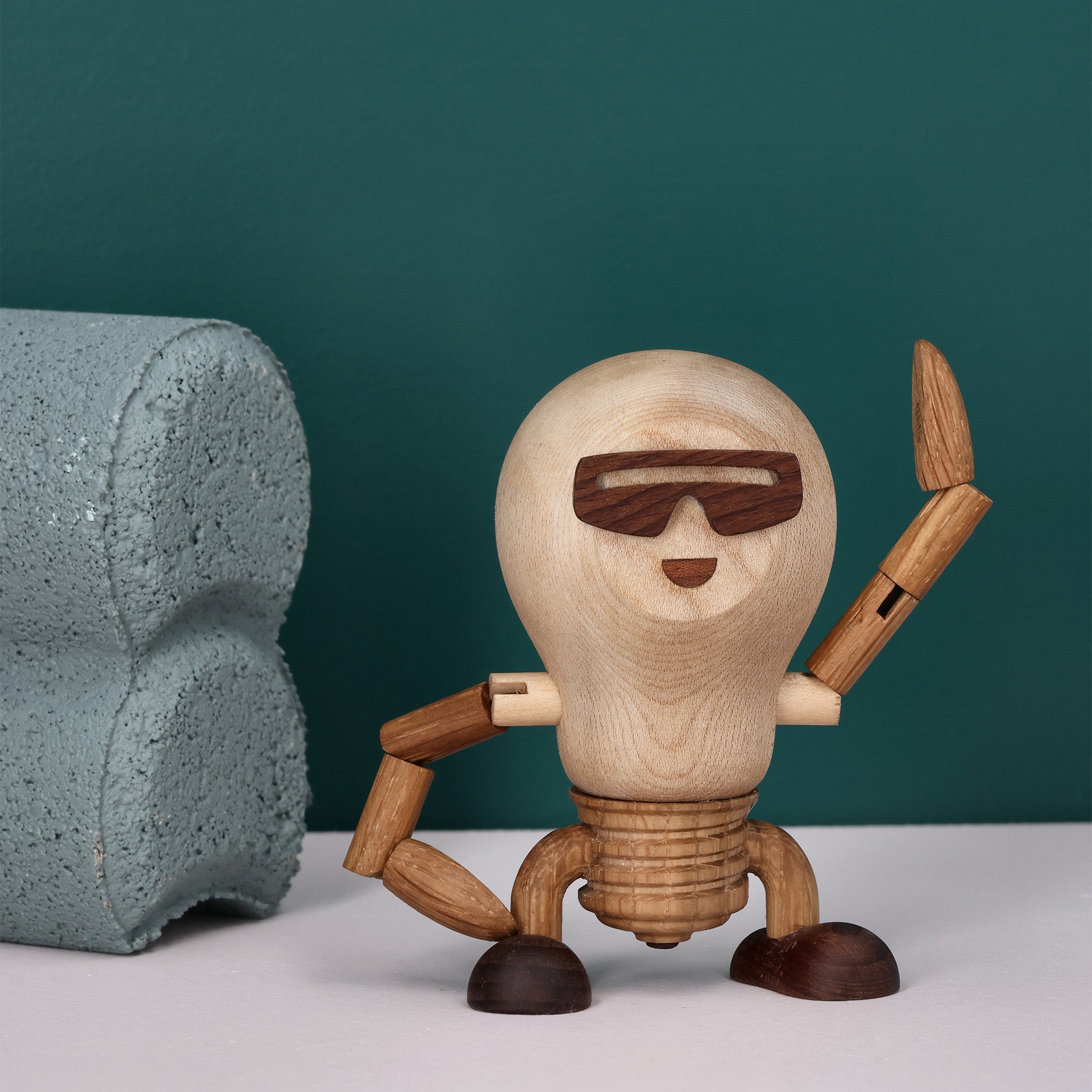 Buster Bulb