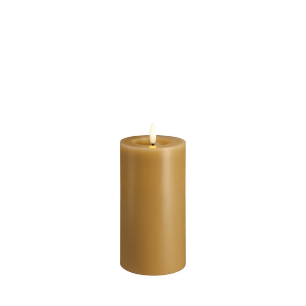 LED Stumpenkerze 7,4 x 15 cm honey mustard