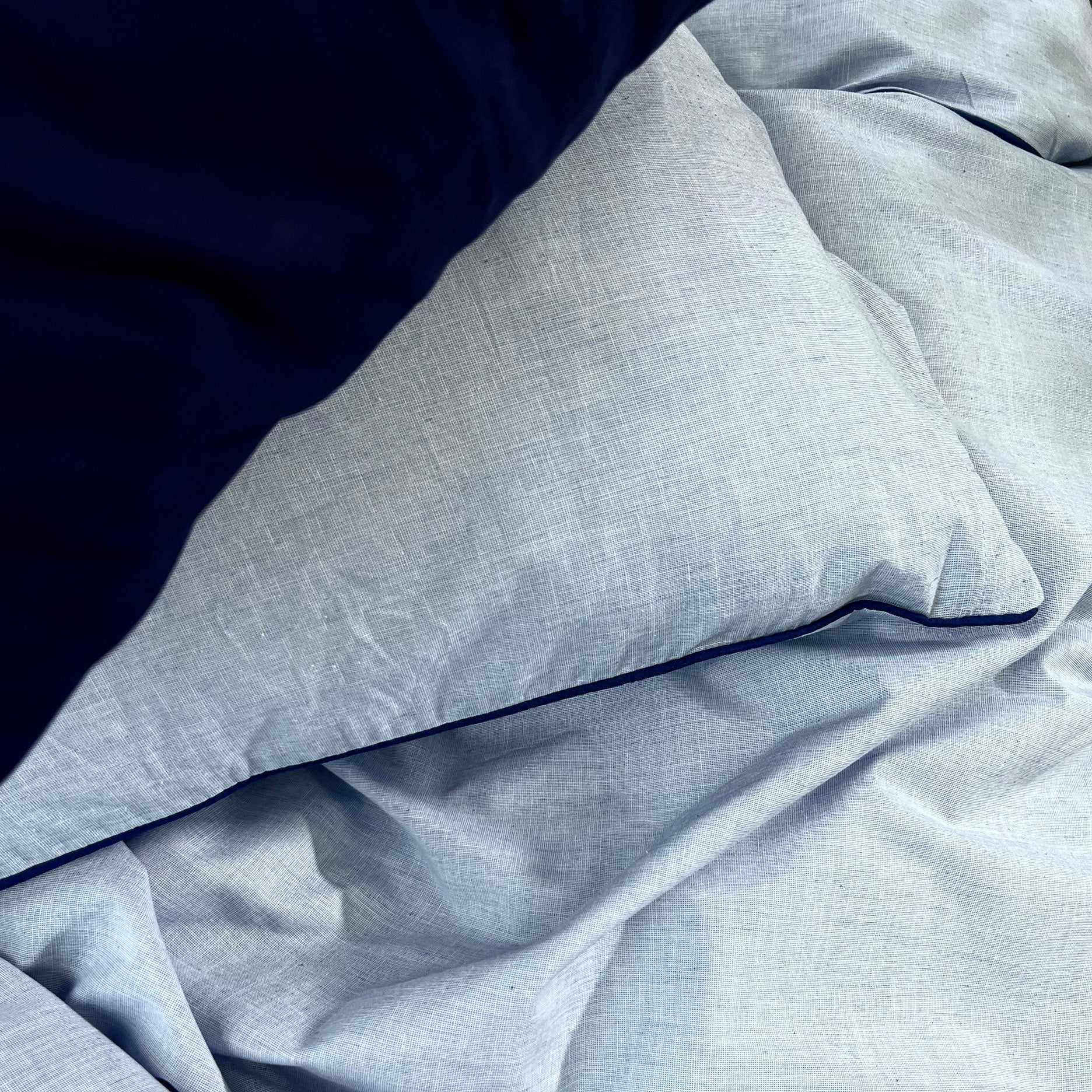 Chambré Bettwäsche 140x220 cm blau mit Paspelierung