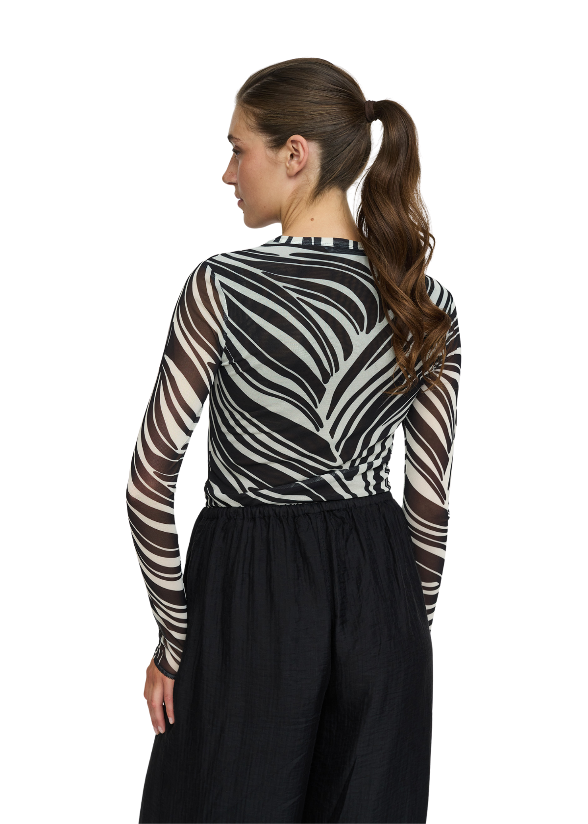 SRMaryam Top